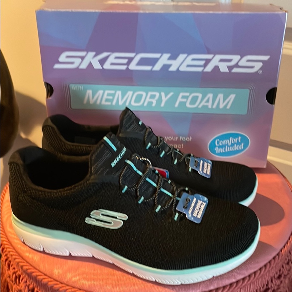New Skechers summits cool classic wide width athletic walking sneakers